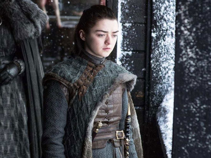 Buon compleanno Maisie! Arya Stark ha 25 anni e non ha nostalgia di Game of Thrones