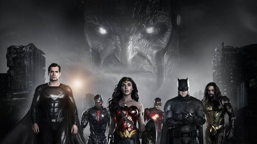 Lo Snyderverse potrebbe continuare? Zack Snyder stuzzica i fan