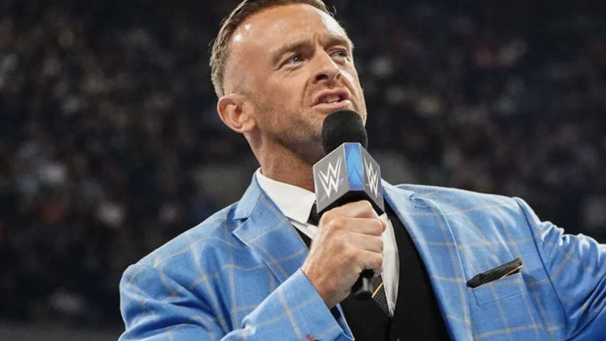 Immagine di Nick Aldis debutta in WWE, è il nuovo GM di SmackDown [VIDEO]