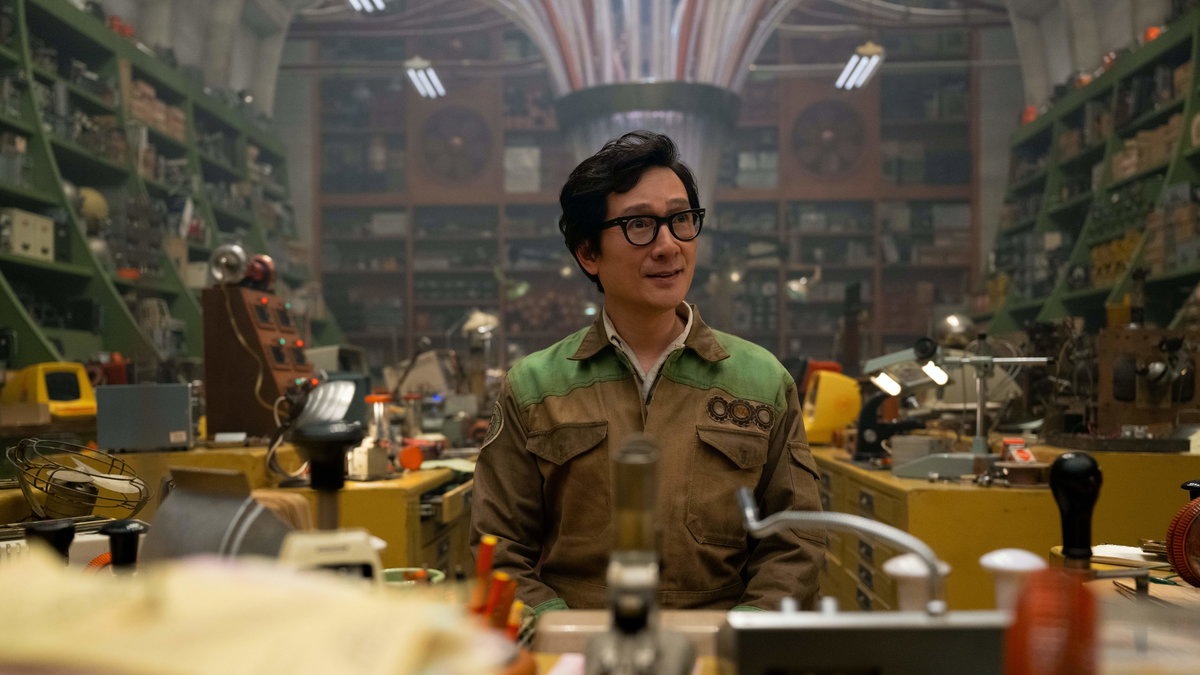 Immagine di Loki 2: chi è Ouroborus, il misterioso personaggio di Ke Huy Quan