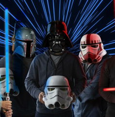 Copertina di Star Wars Day, Spade laser e Caschi Imperdibili da collezione