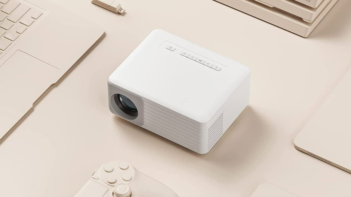 Immagine di Film sempre a portate di mano con questo mini proiettore a meno di 60€ su Amazon!