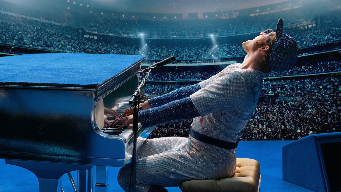 Copertina di Rocketman, la recensione: storia di una maschera rock a colpi di musical