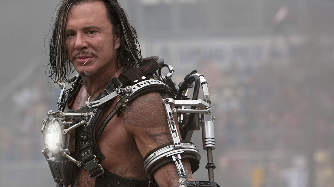 Copertina di Mickey Rourke attacca ancora una volta Marvel (sempre per Iron Man 2)