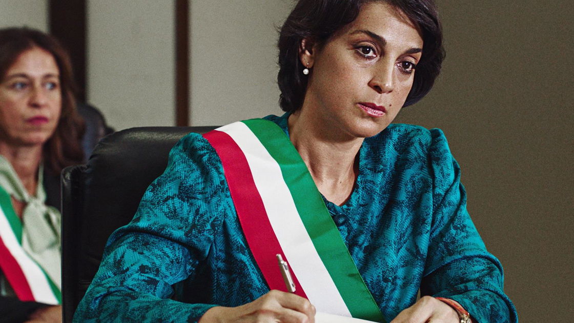 Copertina di Io, una giudice popolare al Maxiprocesso, cosa devi sapere della docufiction e della storia vera da cui è tratta