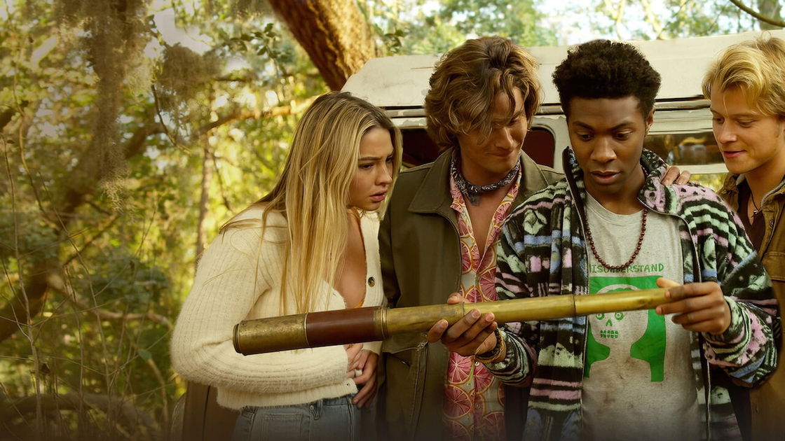 Copertina di 10 serie simili a Outer Banks, per chi ama il teen drama e l'avventura
