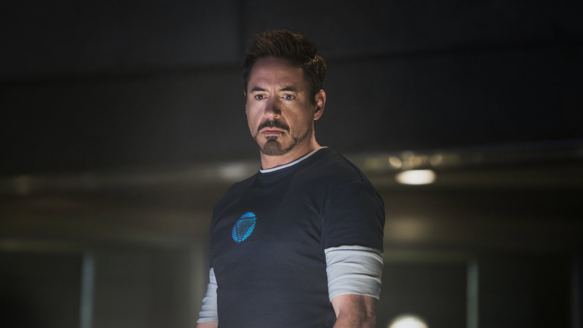 Immagine di Robert Downey Jr. irriconoscibile sul set della sua serie TV