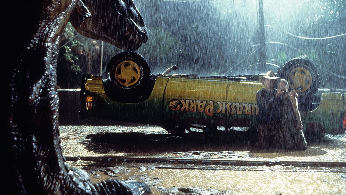Copertina di Jurassic Park, la vera fantascienza fu realizzarlo: così Spielberg riportò in vita i dinosauri