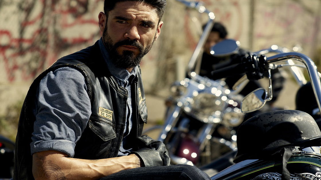 Copertina di Mayans MC rinnovata per la stagione 3