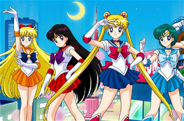 Copertina di Trasformati in una vera guerriera Sailor anche al mare grazie ai costumi da bagno di Sailor Moon