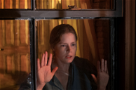 Copertina di Amy Adams non dovrebbe sprecare il suo tempo in film come La donna alla finestra
