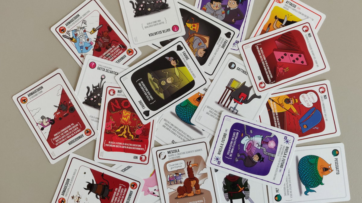 Immagine di Exploding Kittens Good vs Evil: gatti e armageddon