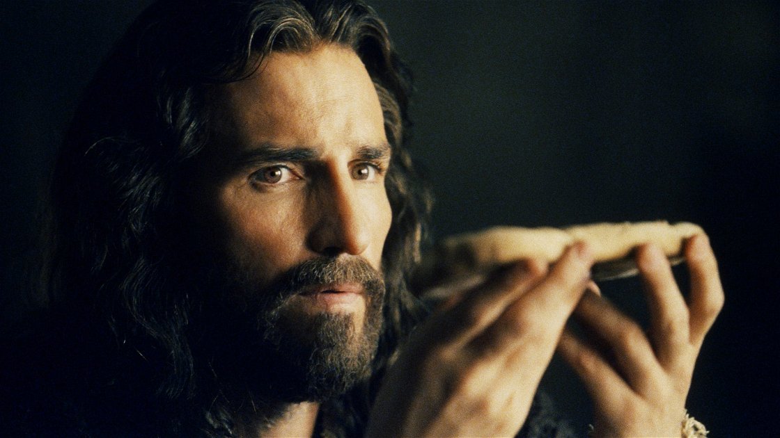 Copertina di La Passione di Cristo 2 'sarà il film più grande di sempre', parola di Jim Caviziel