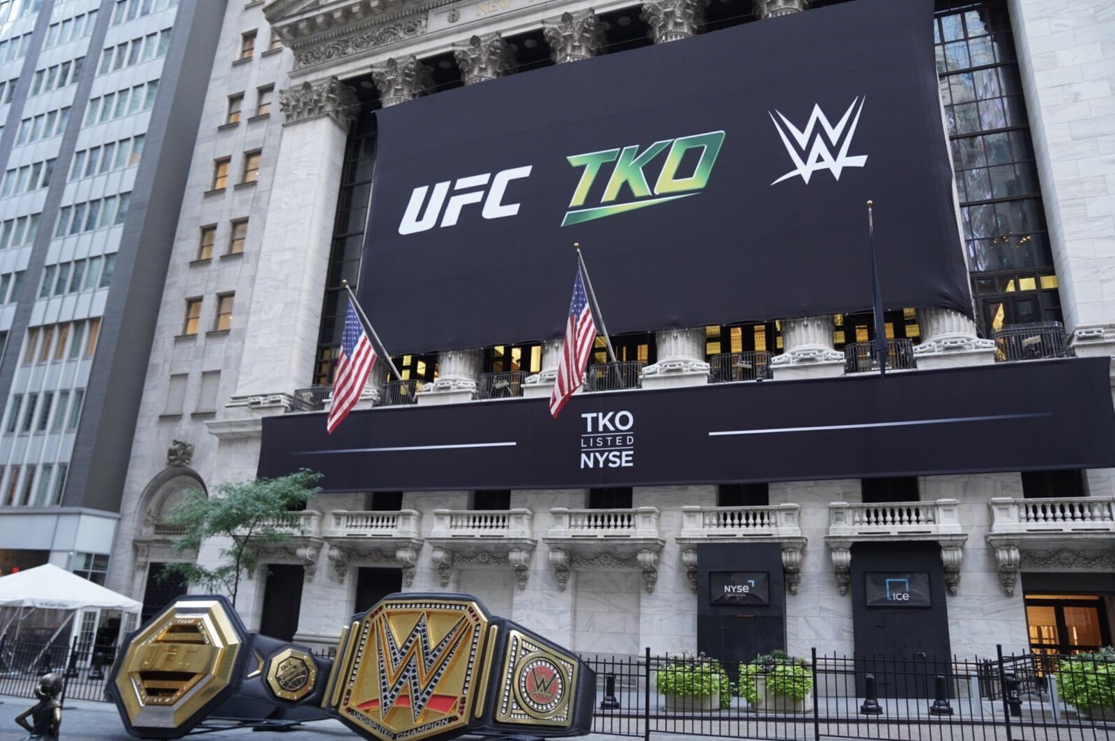 Immagine di WWE e UFC si uniscono, nasce il gruppo TKO [VIDEO]