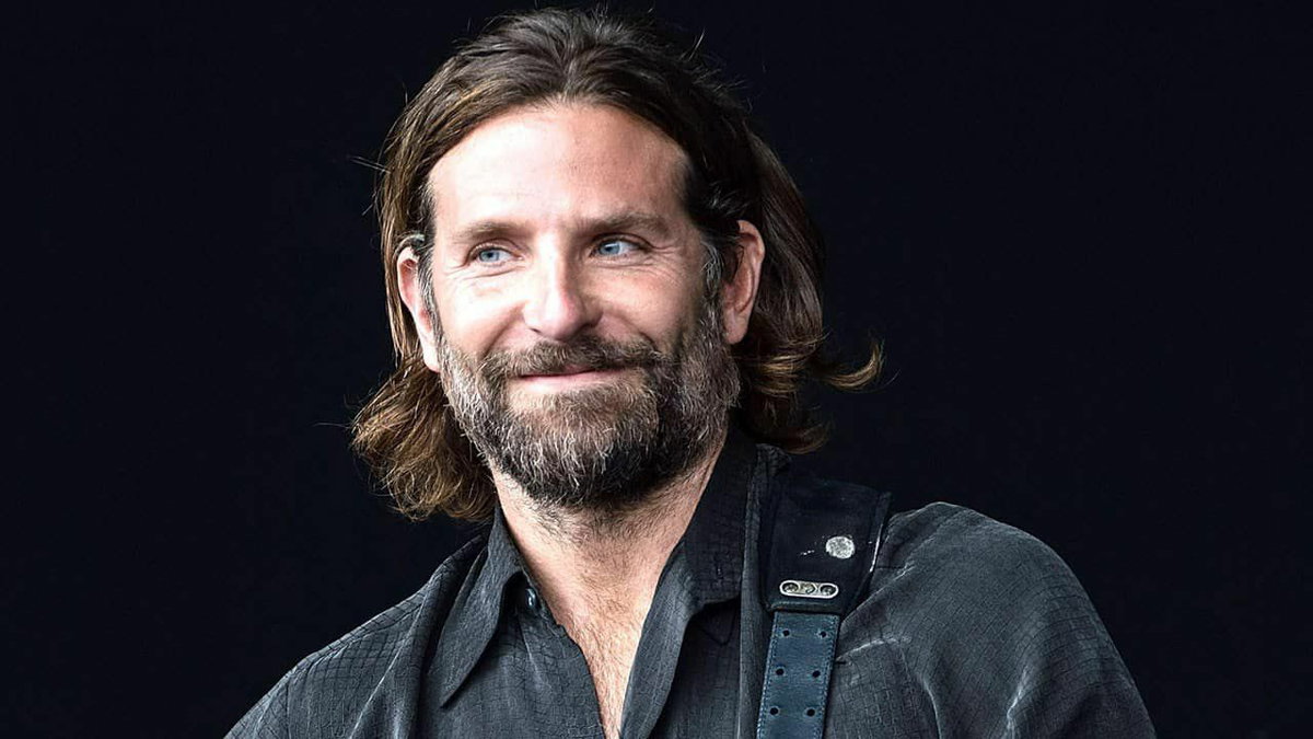 Immagine di Bradley Cooper: "Will Arnett mi ha salvato dalle droghe"