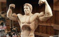 Copertina di I muscoli scolpiti di Arnold Schwarzenegger... in un tronco d'albero