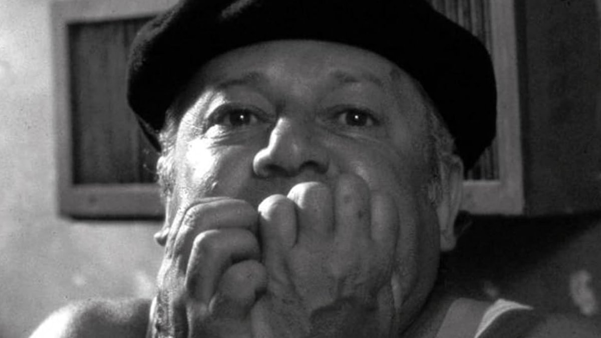 Immagine di Paolo Villaggio: un genio della comicità oltre Fantozzi
