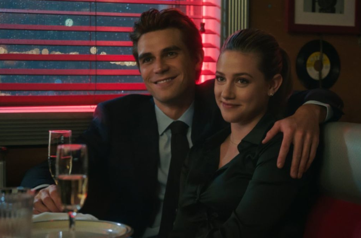 Immagine di Riverdale 6: perché Archie e Betty hanno superpoteri