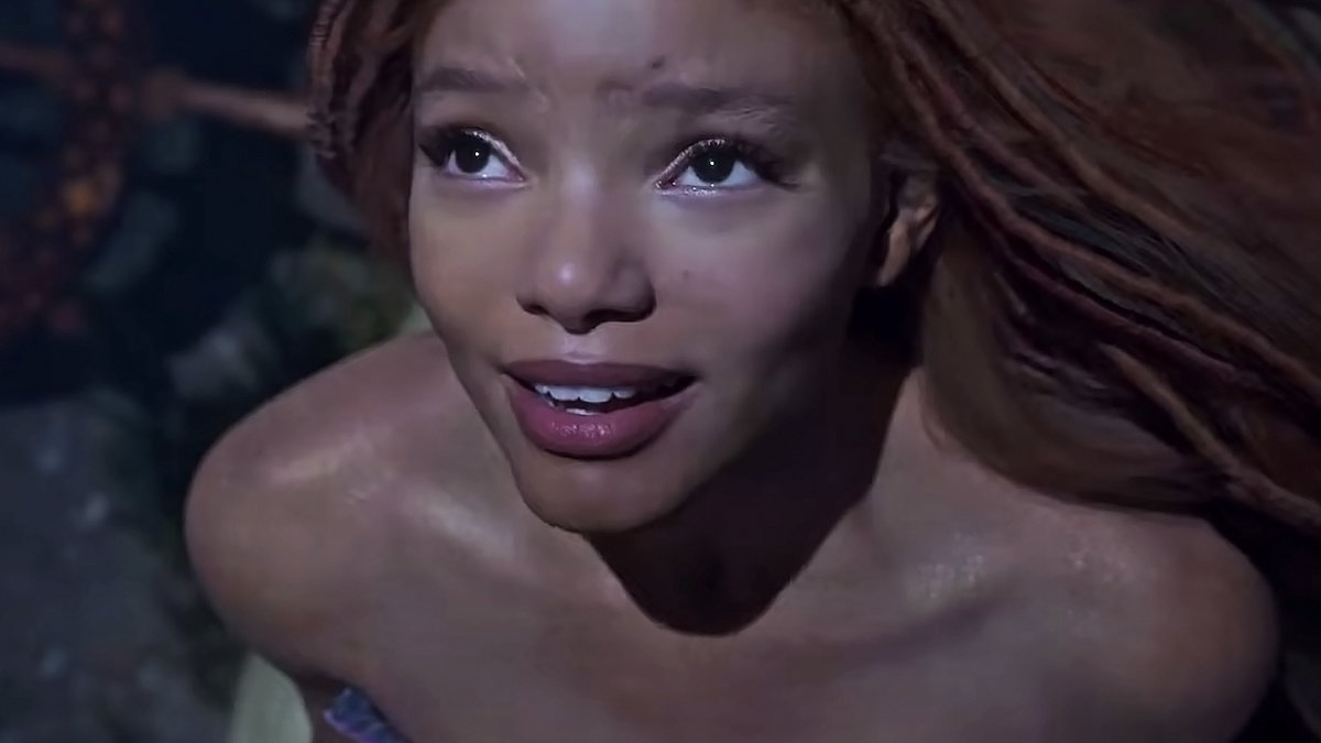 Immagine di Il trailer de La Sirenetta svela Halle Bailey in fondo al mar