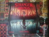 Copertina di Stranger Things - Il Sottosopra, recensione: un curatissimo gioco da tavolo collaborativo