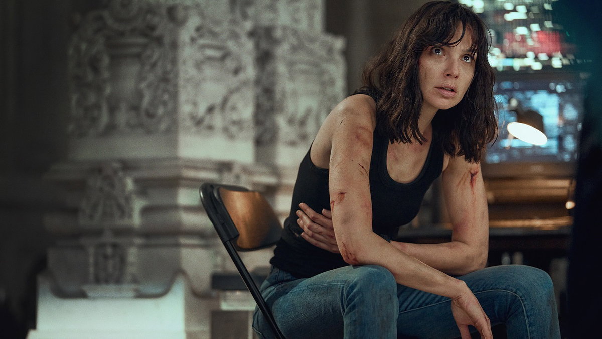 Immagine di Heart of Stone, recensione: Gal Gadot e la spy story Netflix agitata, ma non mescolata (bene)