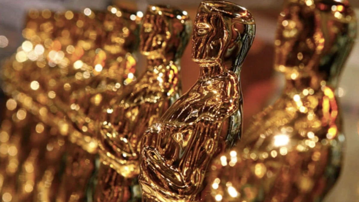 Immagine di Will Smith si dimette, ma la statuetta rimane? Come funziona la revoca di un Oscar
