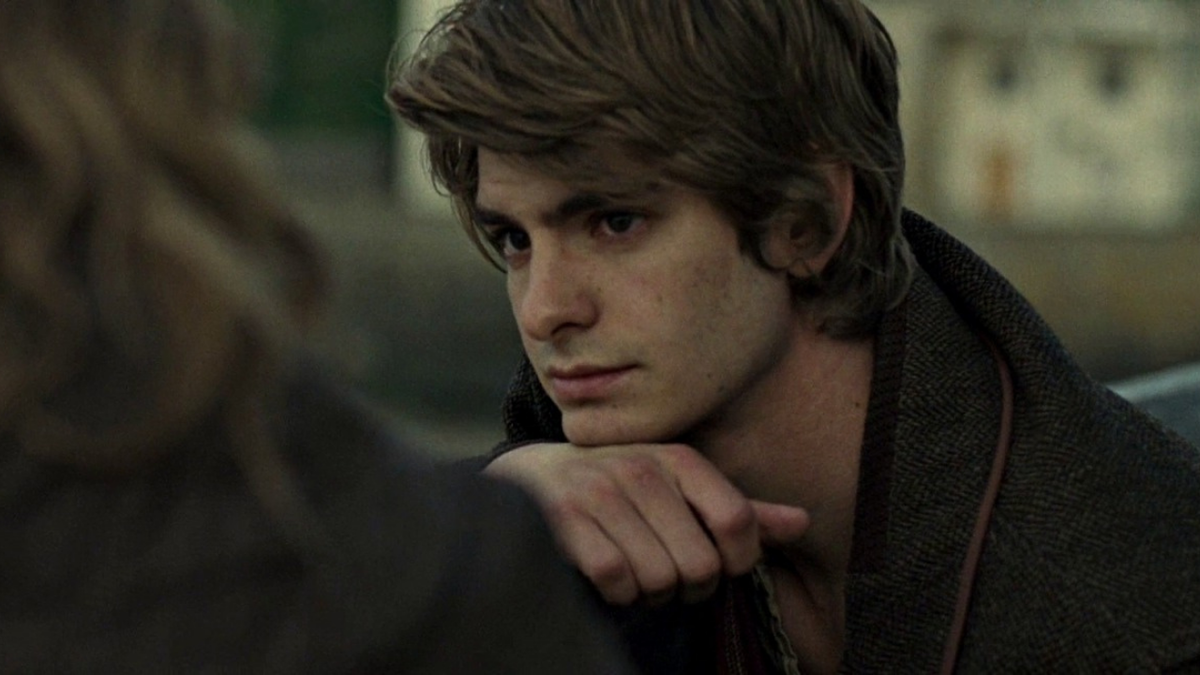 Immagine di Non lasciarmi, il film con Andrew Garfield diventa una serie