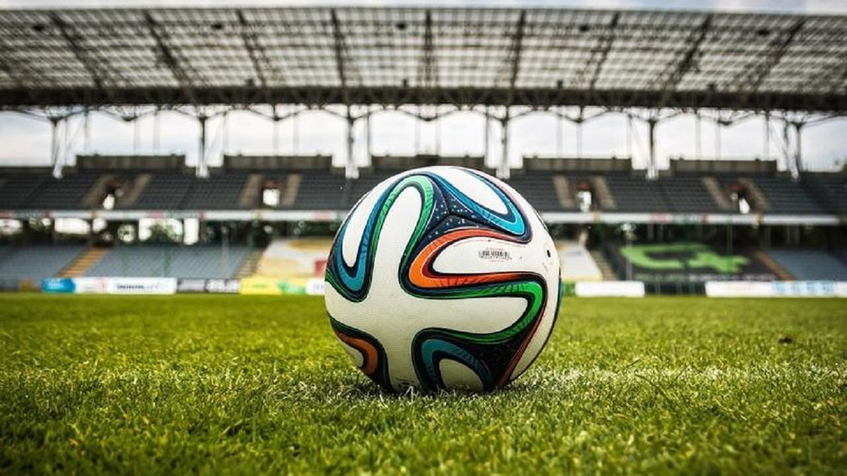Immagine di Tutto il Calcio 2023/2024, ecco dove guardarlo: Sky o Dazn?
