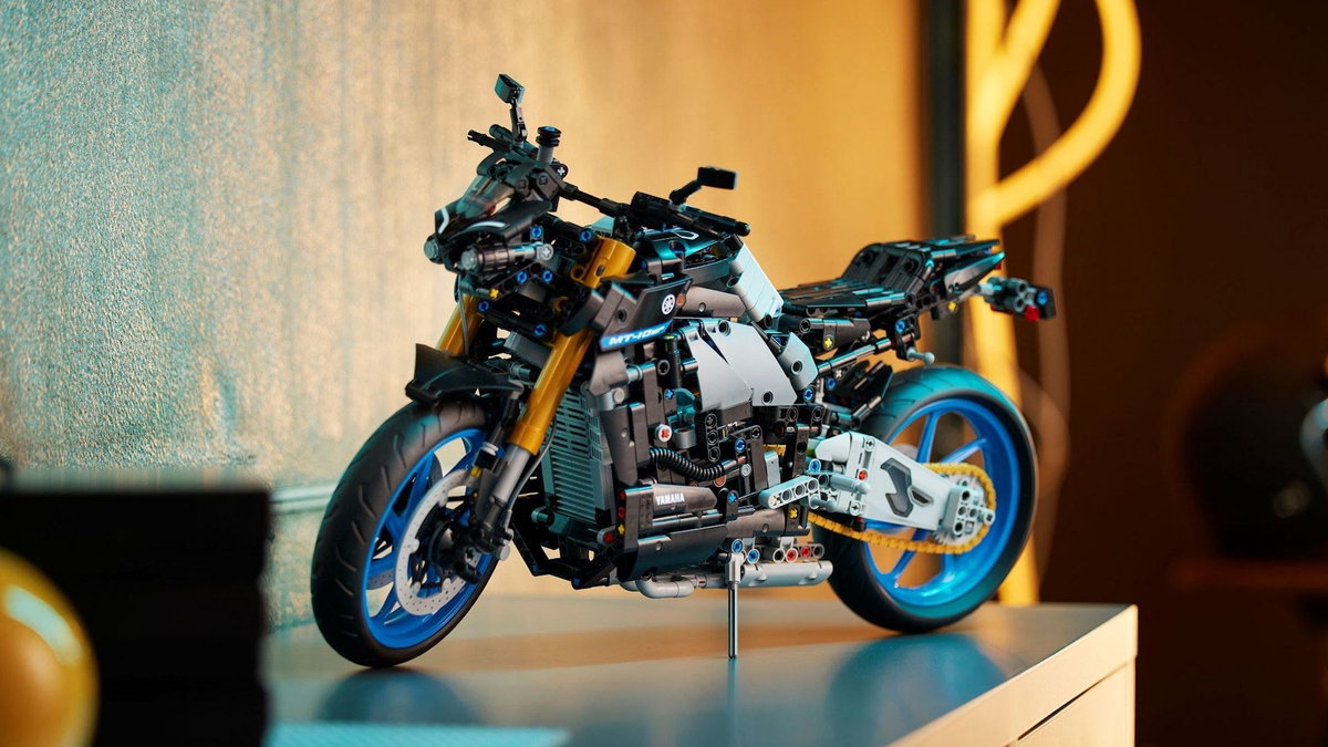 Immagine di È la hyper naked di Yamaha la nuova due ruote LEGO Technic!