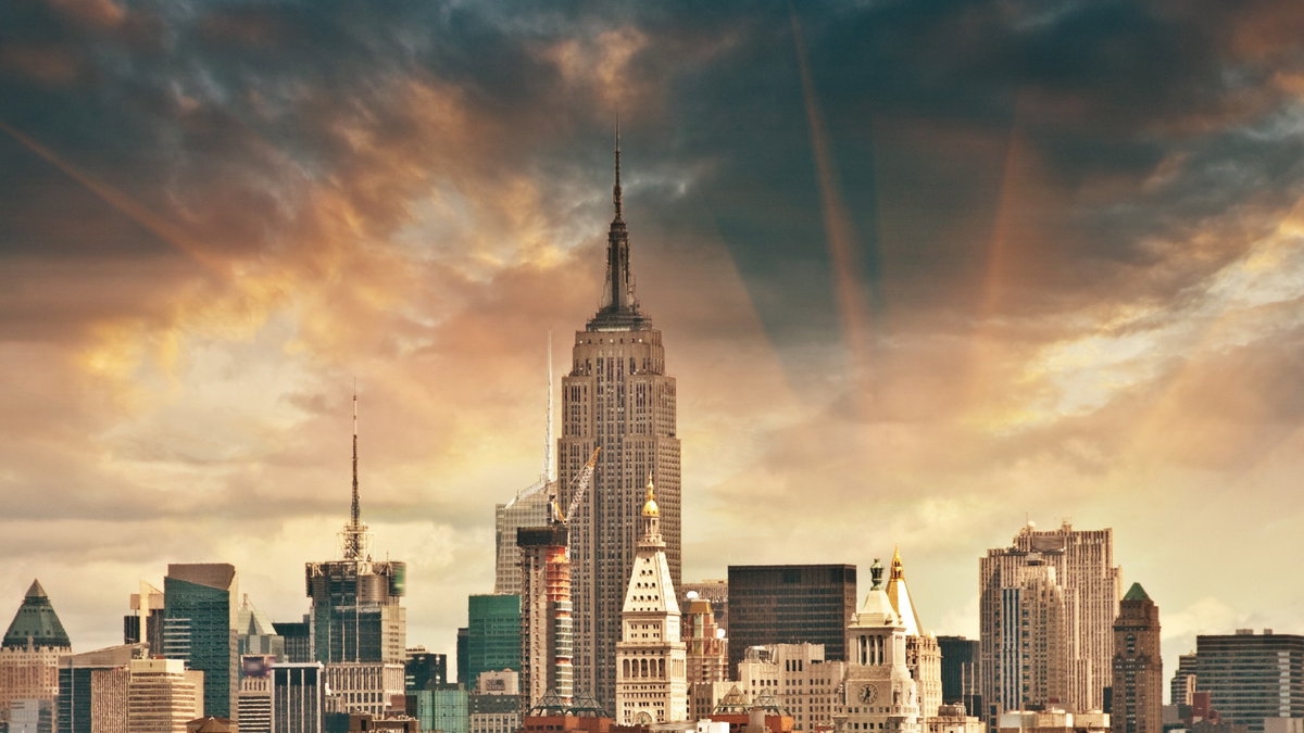 Immagine di New York sommersa nel fumo arancione: aria malsana ma le foto sono incredibili [GUARDA]