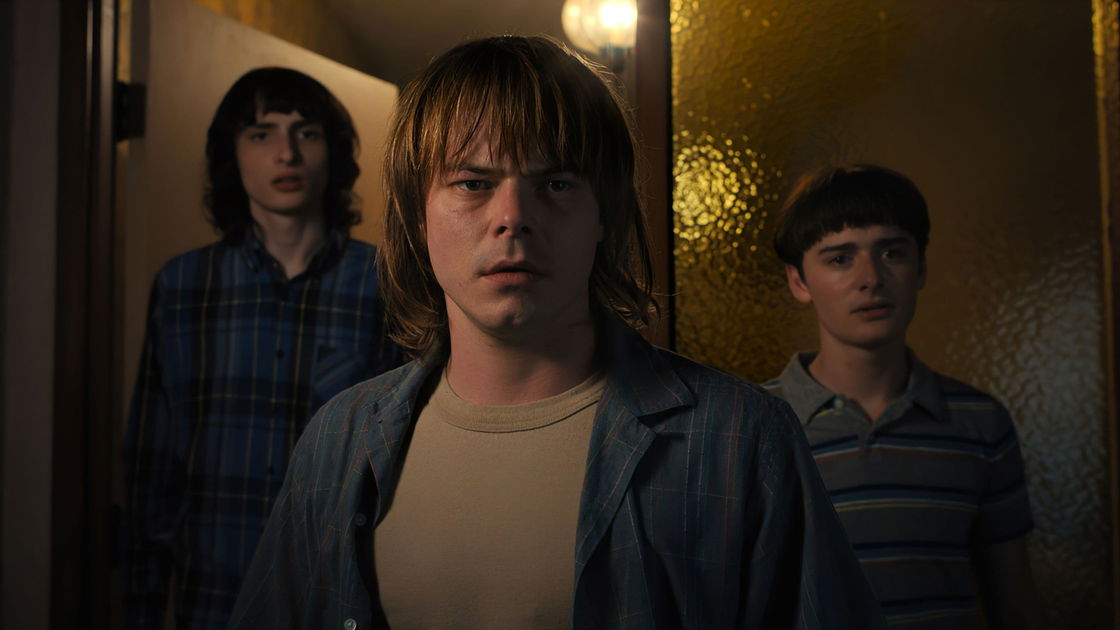 Copertina di Stranger Things 4: doveva morire un altro personaggio