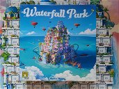 Copertina di Waterfall Park, recensione: il parco divertimenti della negoziazione