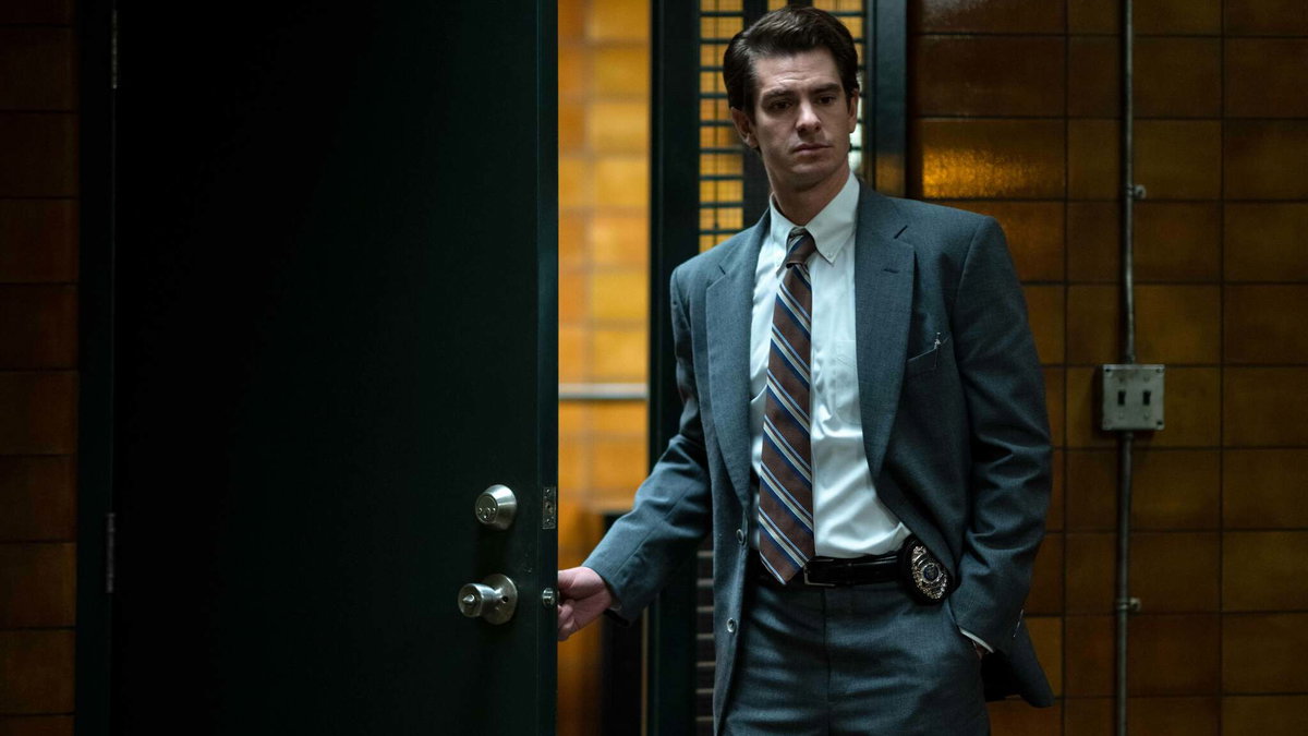 Immagine di Andrew Garfield indaga su un vero omicidio nella nuova serie TV