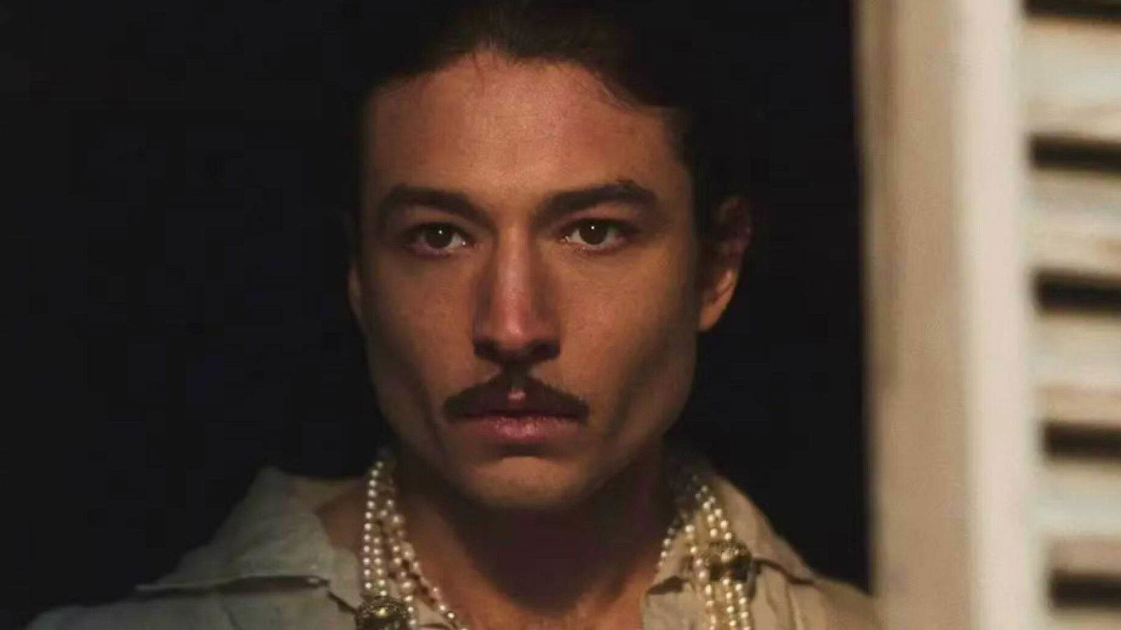 Immagine di Ezra Miller è il giovane Salvador Dalí nel biopic Dalíland [TRAILER+DATA]