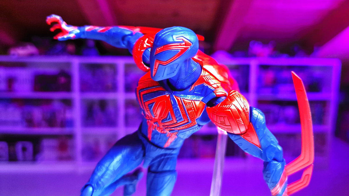 Immagine di Spider-Man 2099 SH Figuarts, recensione: una figure Incredibile